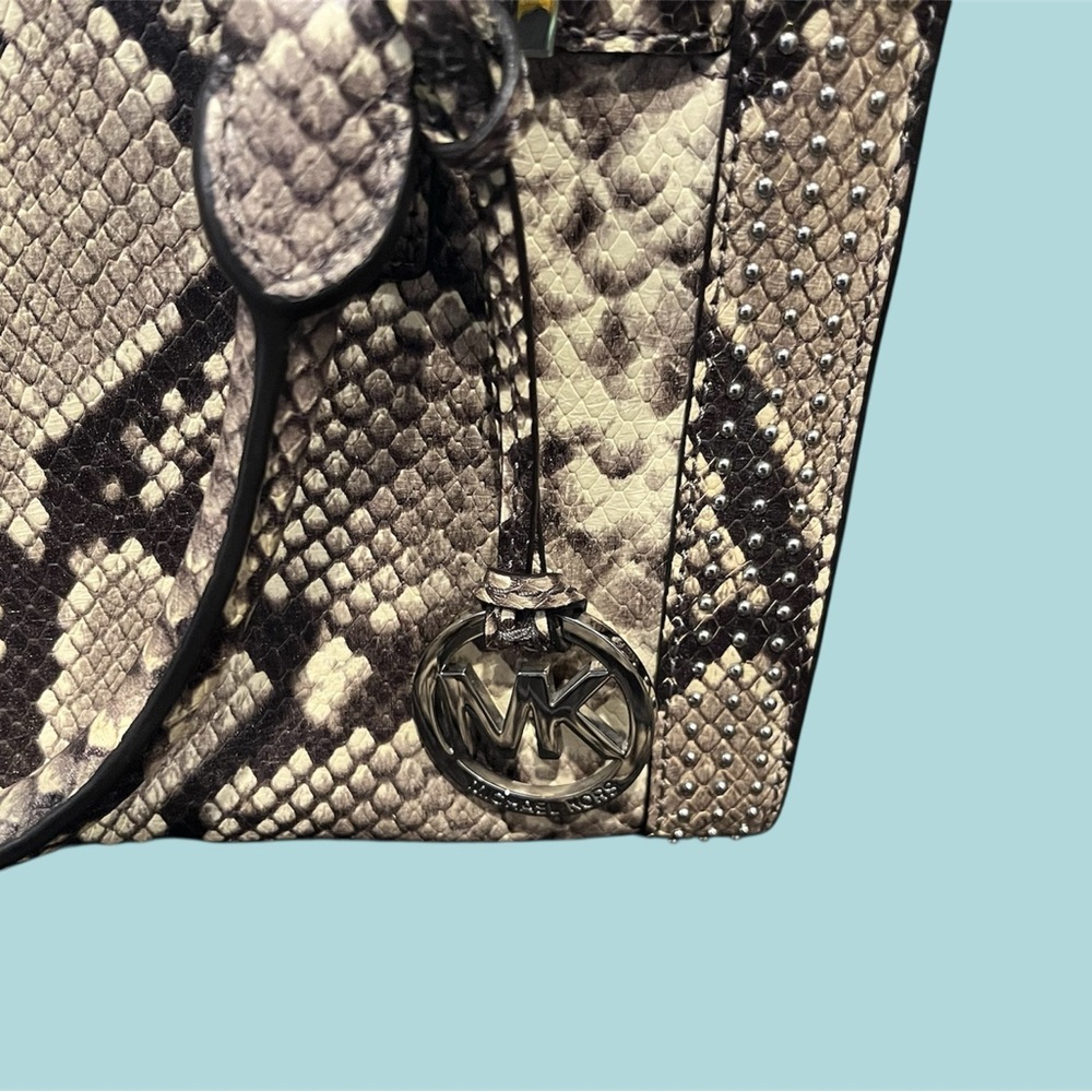 Michael Kors Brown and Cream Satchel - Picture 2 of 7